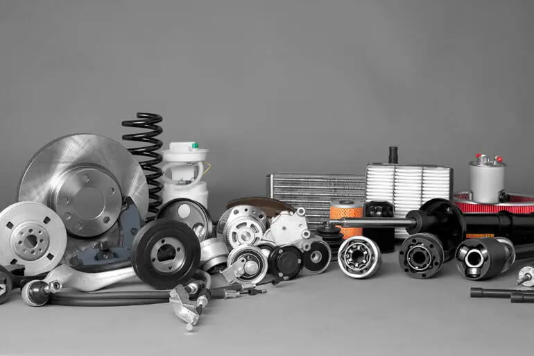 Auto-onderdelen: remschijven, schokdempers en filters
